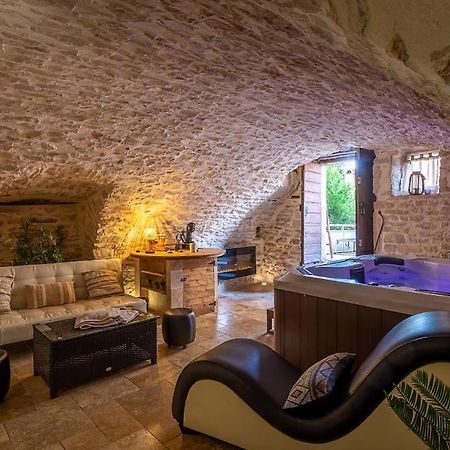 Les Secrets De L'Isle Villa Bagian luar foto